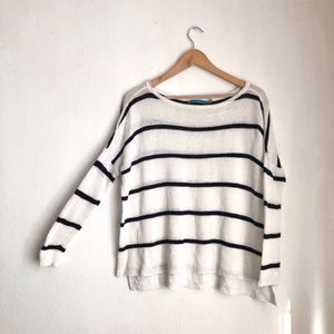 Alice + Olivia sweater white striped size small XS